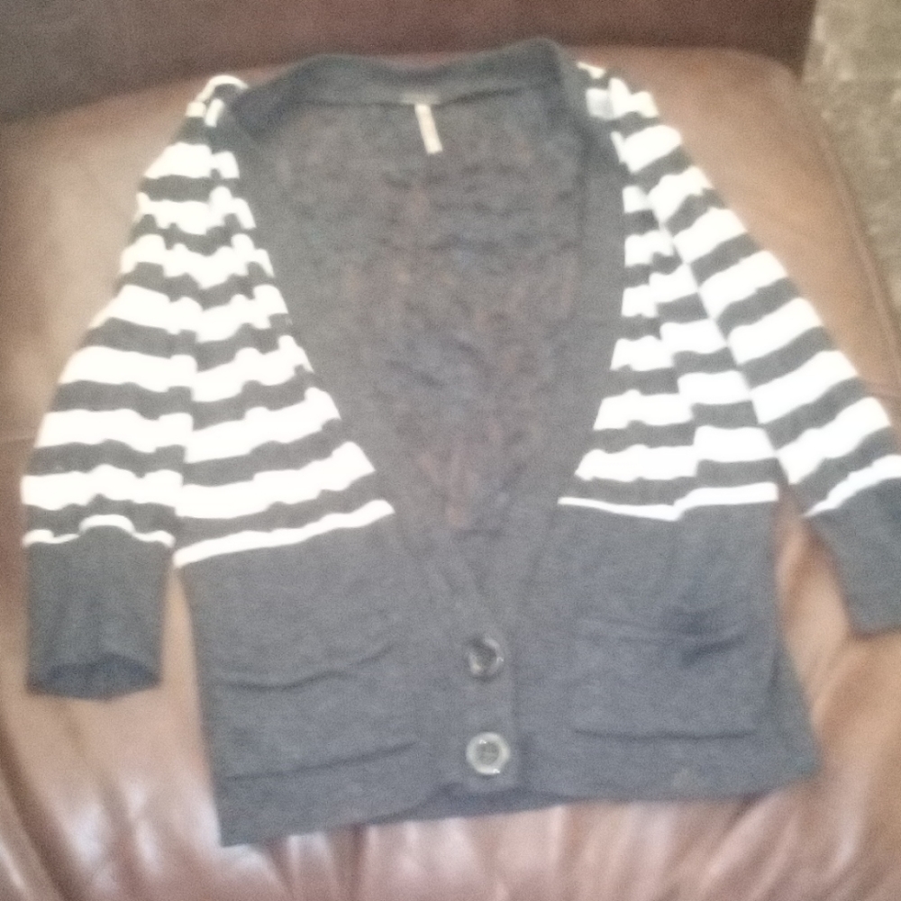 Gray and white overshirt size small